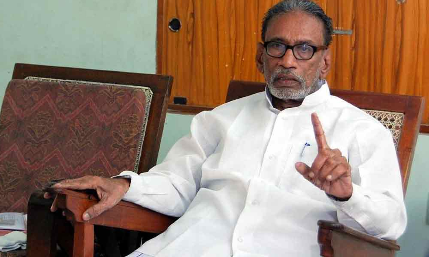 பிரபாகரன் இருப்பதை குடும்பத்தினர் மூலம் உறுதிப்படுத்தினேன்- பழ.நெடுமாறன் விளக்கம்