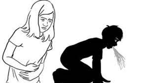 ஐஸ்கிரீமில் தவளை: சாப்பிட்ட குழந்தைகள் வாந்தி