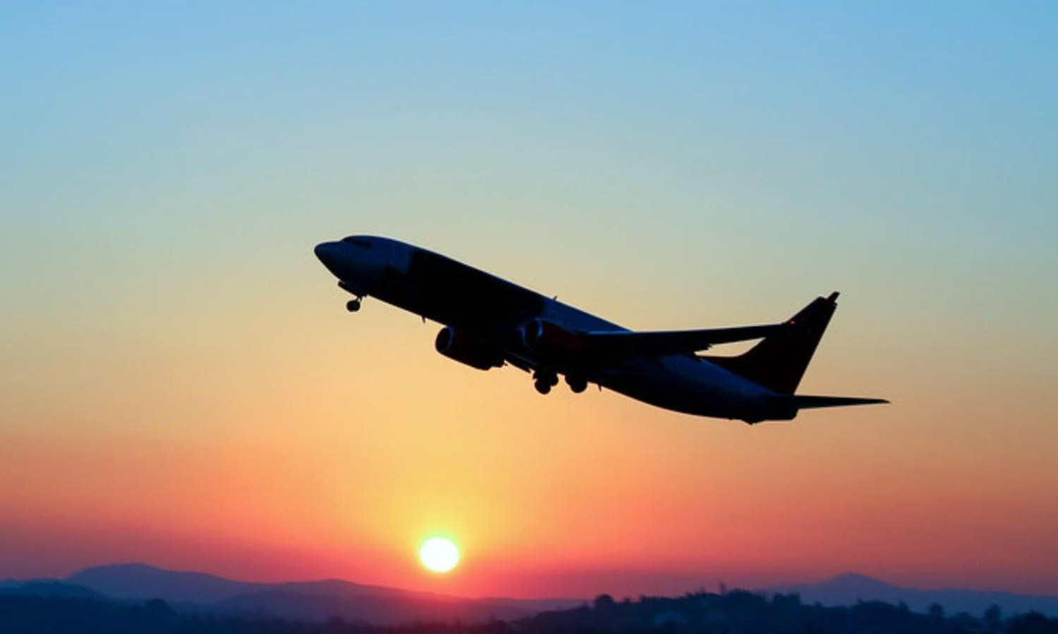 சென்னை-புறநகர் பகுதியில் கடும் பனி மூட்டம்: விமானங்கள் தாமதம்