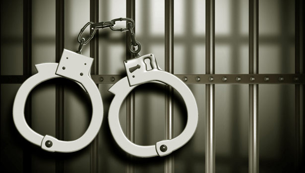 புளியரை சோதனை சாவடியில் கனிமவள கடத்தலை தடுக்க கோரி மறியலுக்கு முயற்சி- 50 பேர் கைது