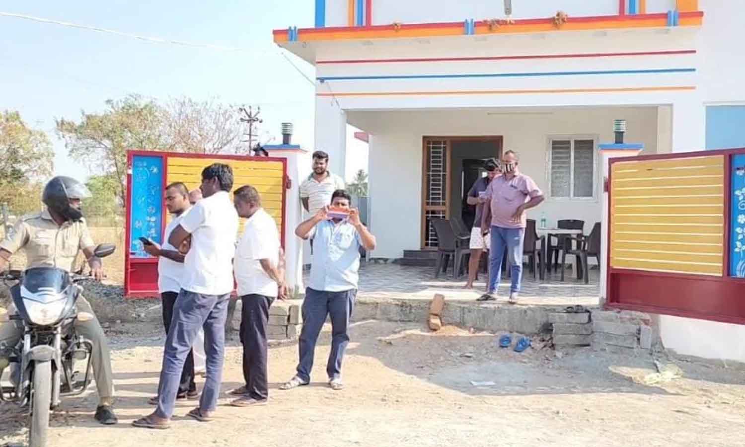 வீடு விற்பனையில் மோசடி - போலீசார் விசாரணை