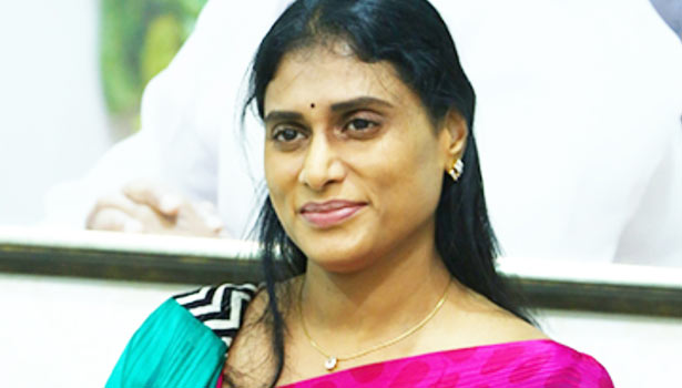 சந்திரசேகரராவ் ஒரு சர்வாதிகாரி- ஷர்மிளா ஆவேசம்