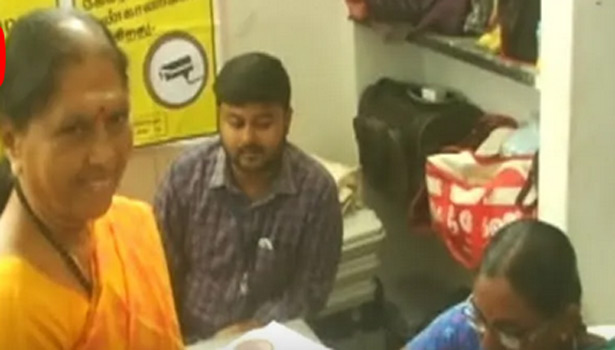 எந்த வேட்பாளர் வெற்றி பெற்றாலும் அது பண நாயகத்தின் வெற்றியாகும்-  சரஸ்வதி பேட்டி